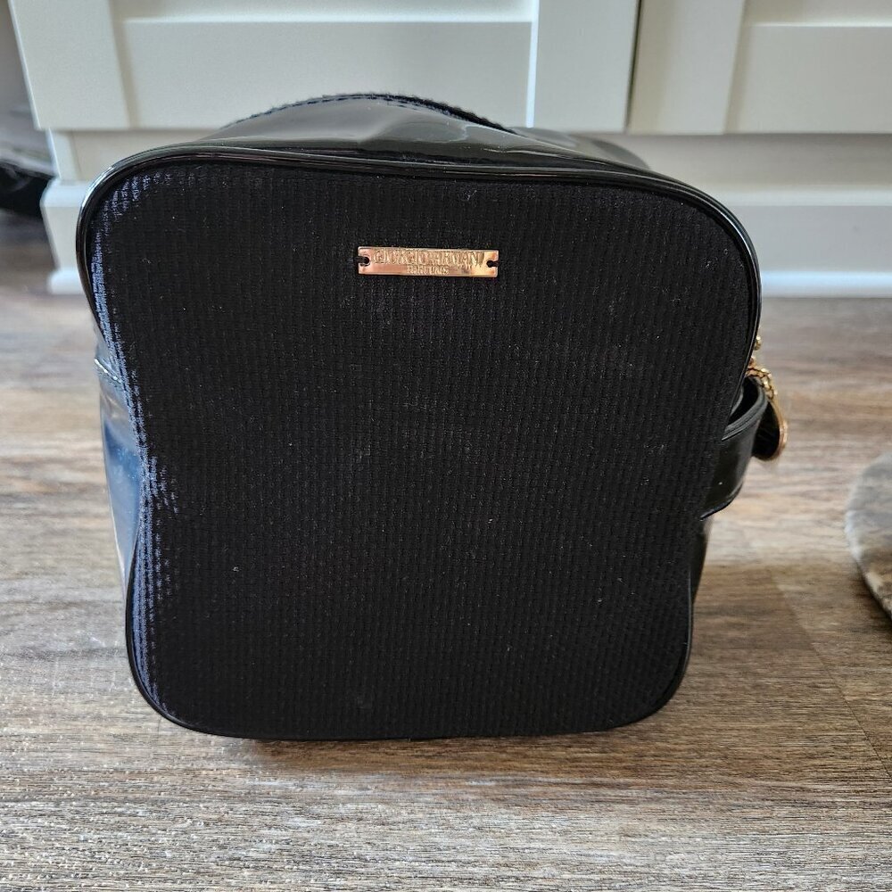 Giorgio Armani Parfums small black and gold cosmetic travel bag NWOT